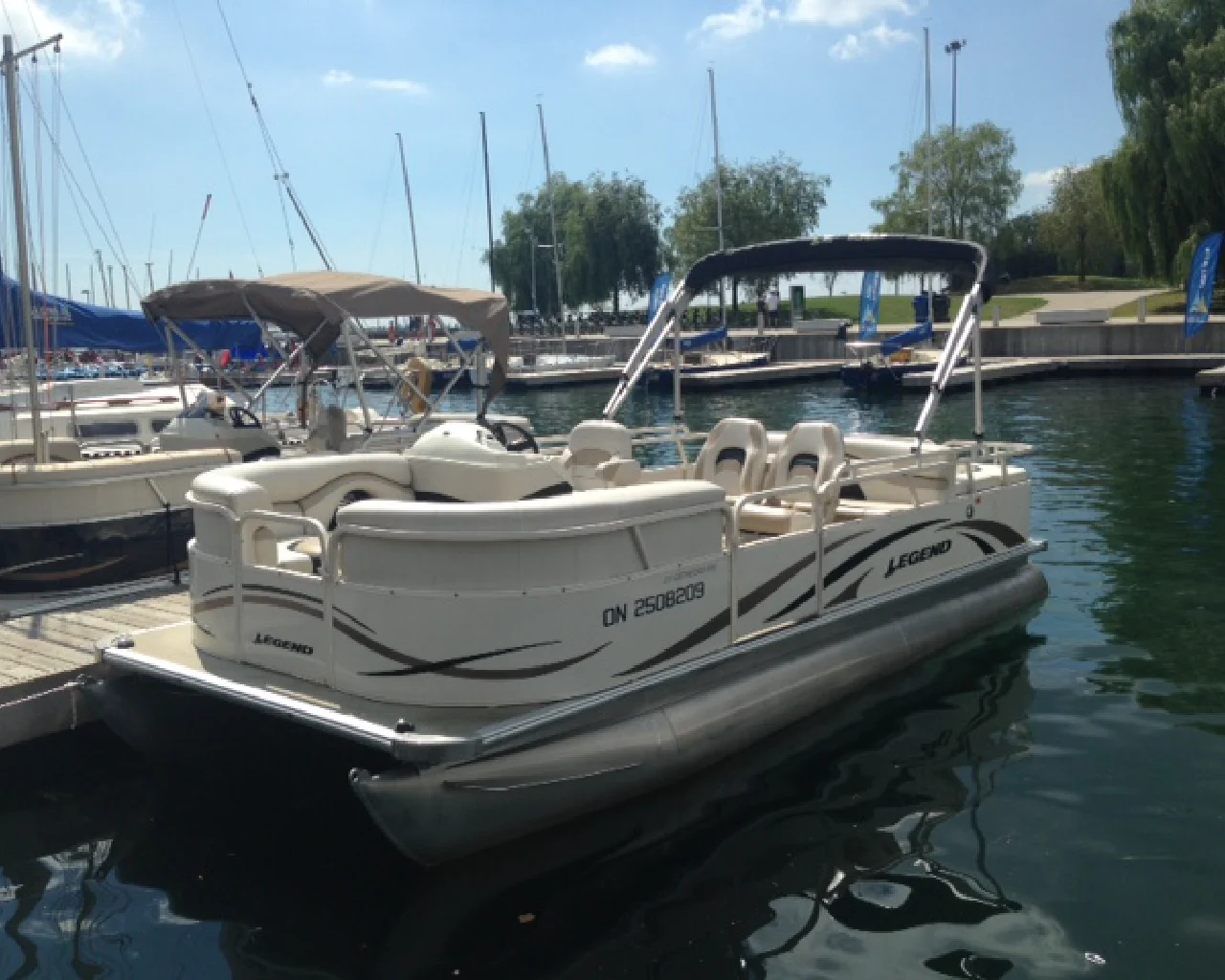 Pontoon Boat rental on Lake Simcoe